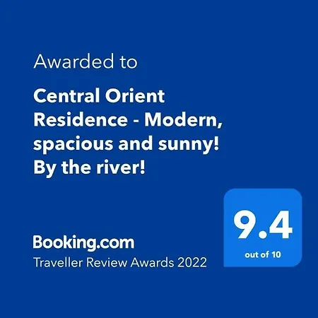 Orient - Modern, Spacious And Sunny! By The River!