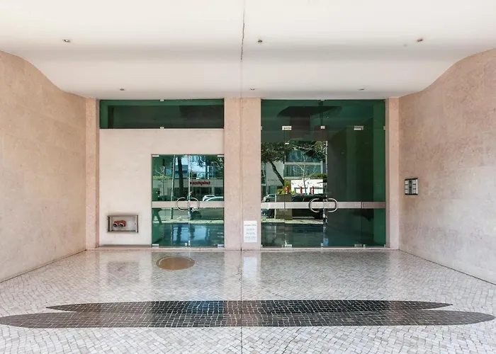 Orient - Modern, Spacious And Sunny! By The River! شقة *