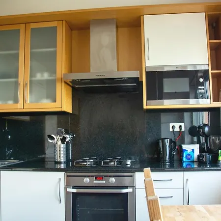 Orient - Modern, Spacious And Sunny! By The River! Appartement *